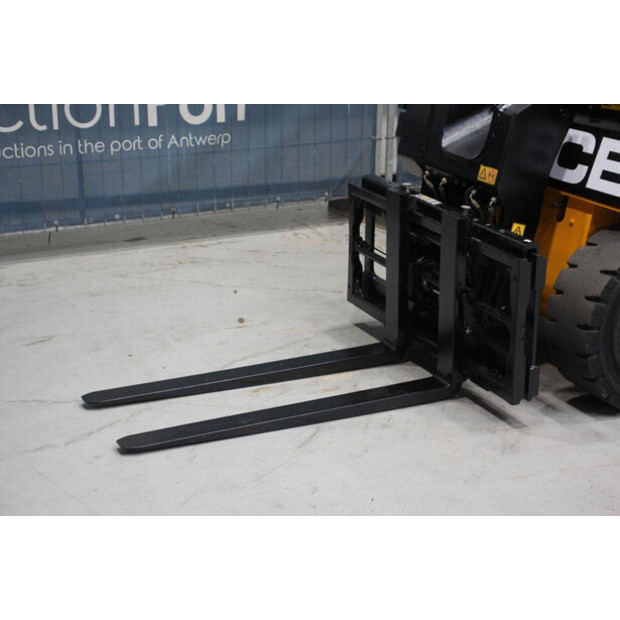 JCB 30-19E-47868667