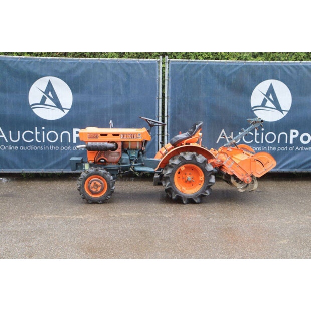 KUBOTA B5001DT-47868829