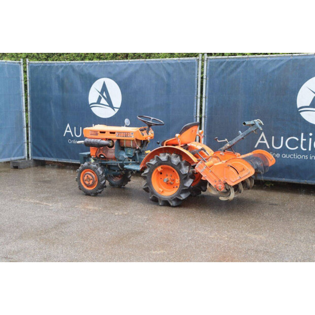 KUBOTA B5001DT-47868830