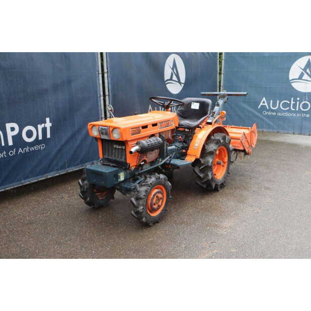 KUBOTA B5001DT-47868836