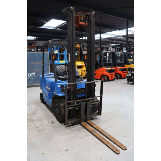 2000 Caterpillar DP25K-47869322