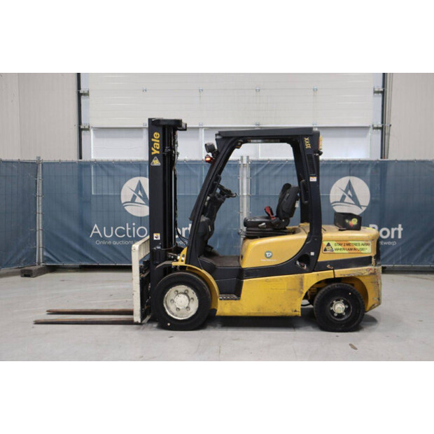2011 يال GDP35VX-47869645