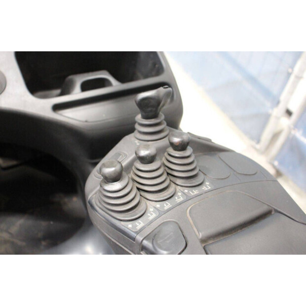 2017 Linde E25H-01/600-47870376
