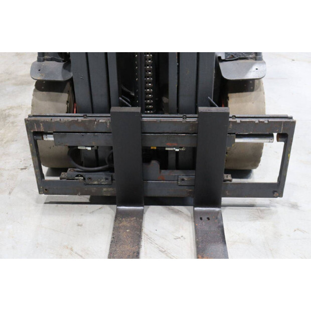 2012 Linde E25L-01-47870396