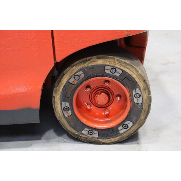 2012 Linde E25L-01-47870400