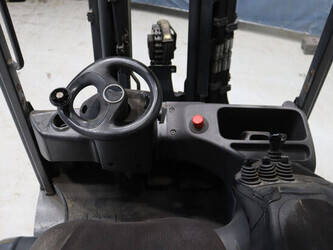 2012-linde-e25l-01-1463298-47870403