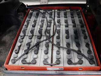 2012-linde-e25l-01-1463298-47870415