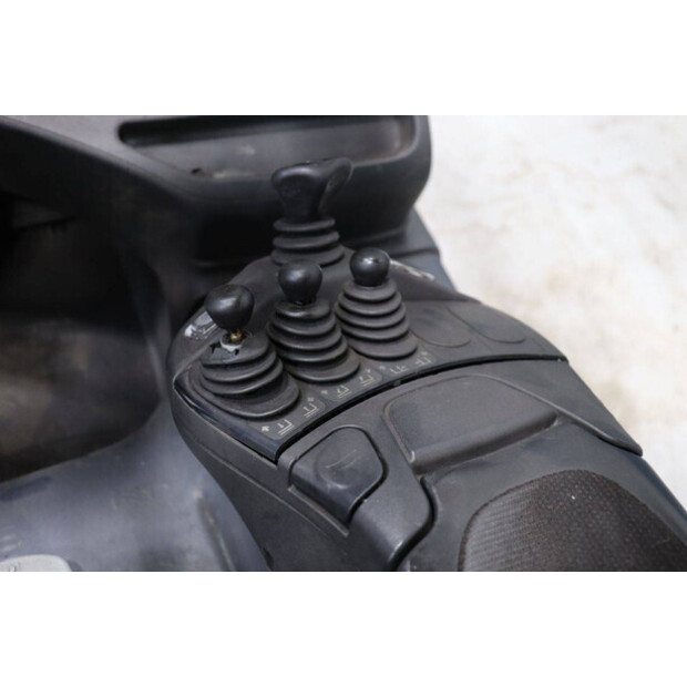 2015 Linde E30L-01-47870475
