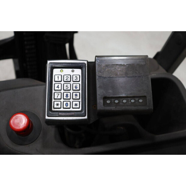 2015 Linde E30L-01-47870476