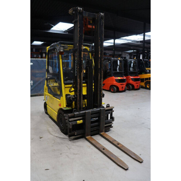 2011 Toyota 7FBMF25-47870492