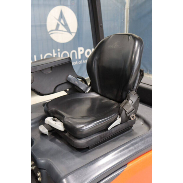 2017 Linde E16L-02-47870591