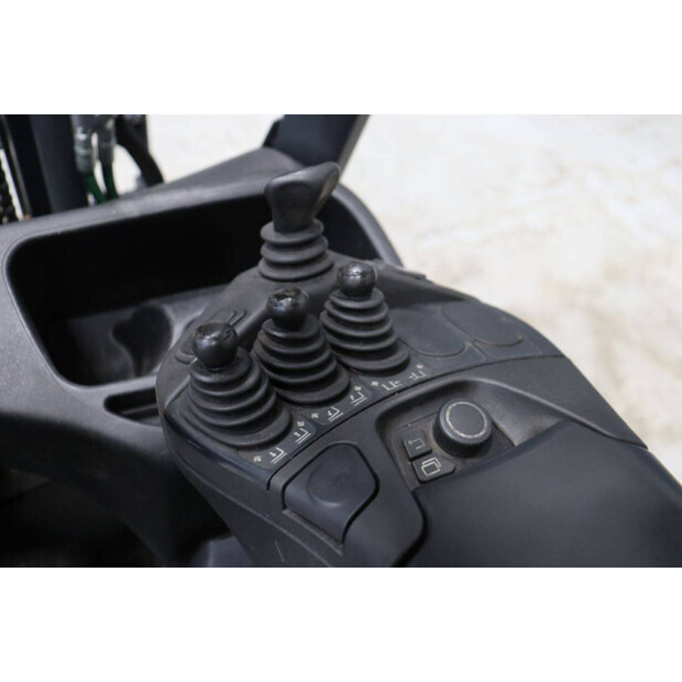 2017 Linde E16L-02-47870595