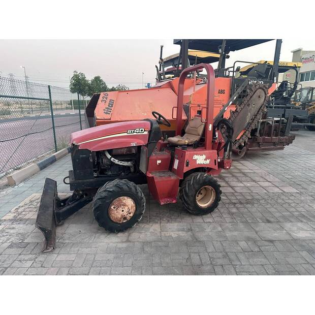 2005 ديتش ويتش RT40-47871680