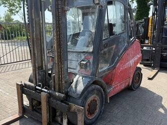 صورة ل رافعات شوكية 2007 ليندي H50D