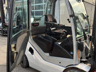 2012-still-rx70-35-1463345-47872369