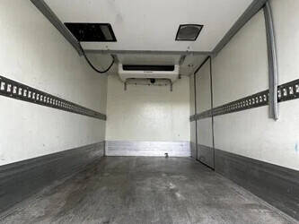 2012-mercedes-benz-sprinter-516-1463346-47872414