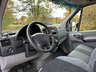 2012-mercedes-benz-sprinter-516-1463346-47872426