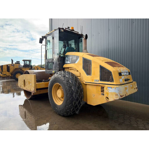 2010 كاتربيلر CS74-47873003