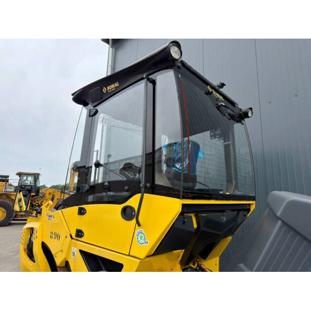 2020 BOMAG BW161 AD-5-47873090