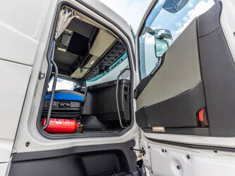 2023-volvo-fh500-1463373-47874495