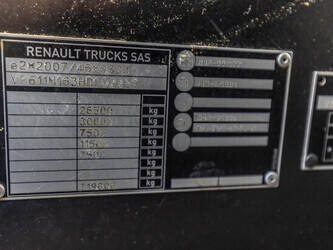 2017-renault-t380-1463375-47874575