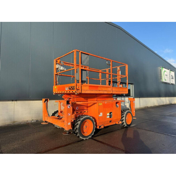 2015 SkyJack SJ6832RT-47874811
