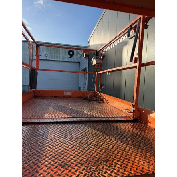 2015 SkyJack SJ6832RT-47874817