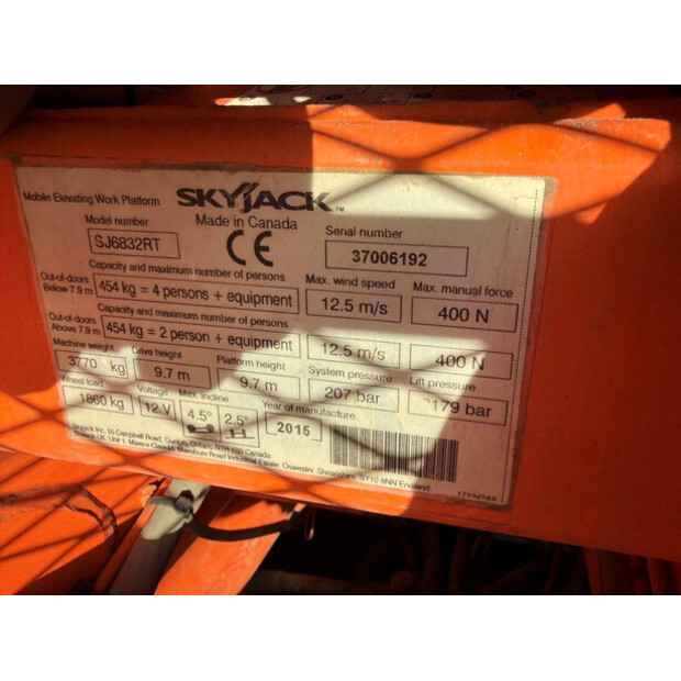 2015 SkyJack SJ6832RT-47874820