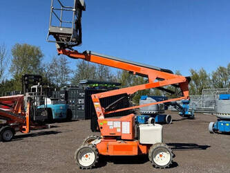 2015-niftylift-hr15de-47874854