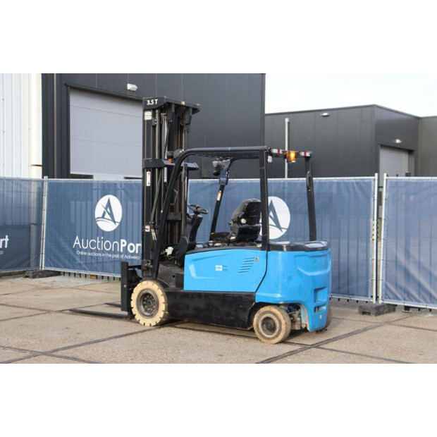 2021 Doosan B35X-7-47874909