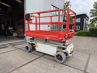 2016-holland-lift-hl84-e14-47874968