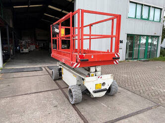 2016-holland-lift-hl84-e14-47874969