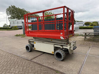 2016-holland-lift-hl84-e14-47874973