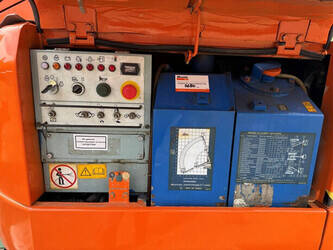 2007-hitachi-hx99b-2-1463391-47875032