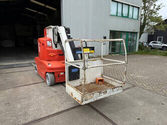 2013-jlg-toucan-1210-1463392-47875050
