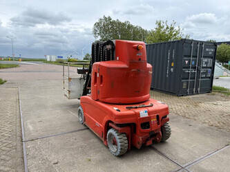 2013-jlg-toucan-1210-1463392-47875056
