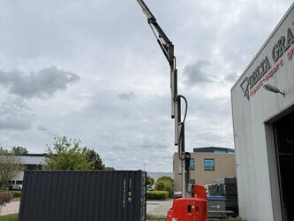 2013-jlg-toucan-1210-1463392-47875069