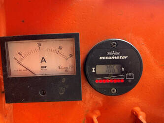 2014-holland-lift-x-105el16-47875165