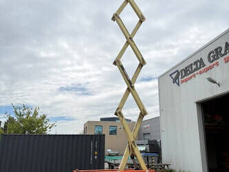 2014-holland-lift-x-105el16-47875172