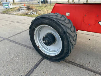 2014-jlg-1250-ajp-47875406
