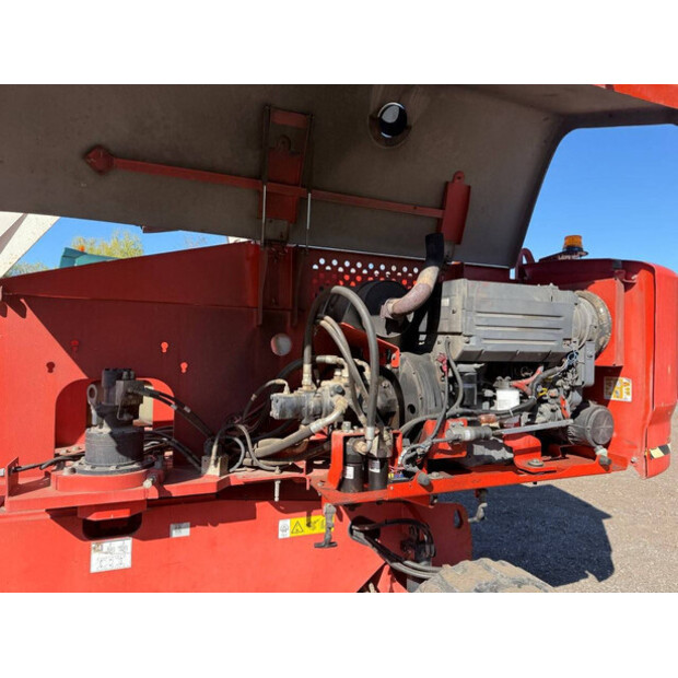 2015 Genie S-65 TRAX-47875456