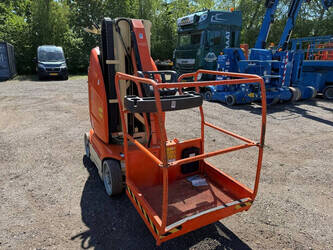 2013-jlg-t10e-1463412-47875600