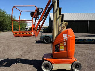 2013-jlg-t10e-1463412-47875601