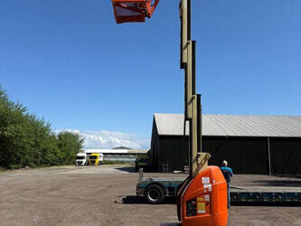 2013-jlg-t10e-1463412-47875602
