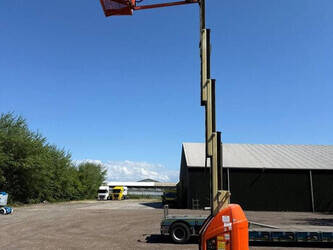 2013-jlg-t10e-1463412-47875603
