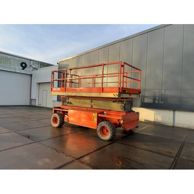2010 هولاند ليفت Monostar Q135EL24-47875702