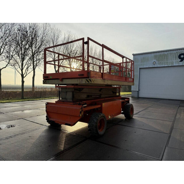 2010 هولاند ليفت Monostar Q135EL24-47875704