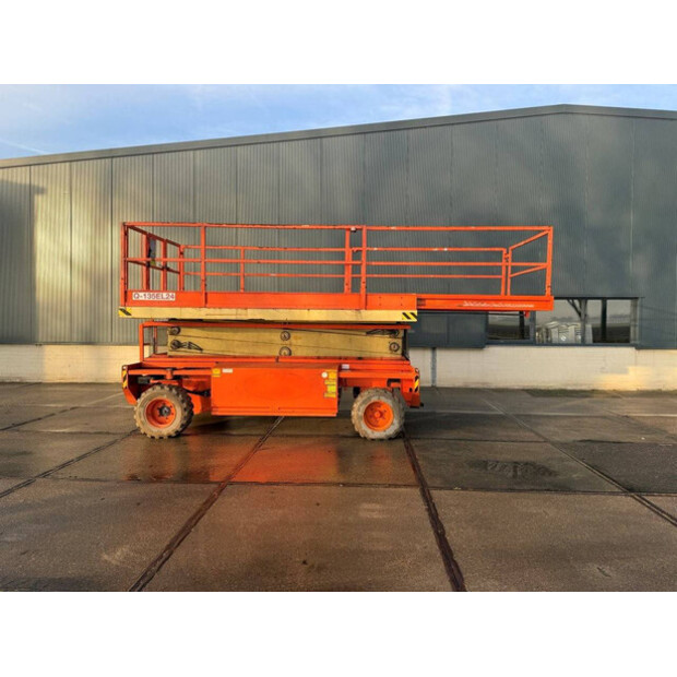 2010 هولاند ليفت Monostar Q135EL24-47875710