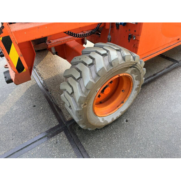 2010 هولاند ليفت Monostar Q135EL24-47875718