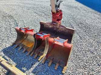 2023-takeuchi-tb325r-1453367-47884432